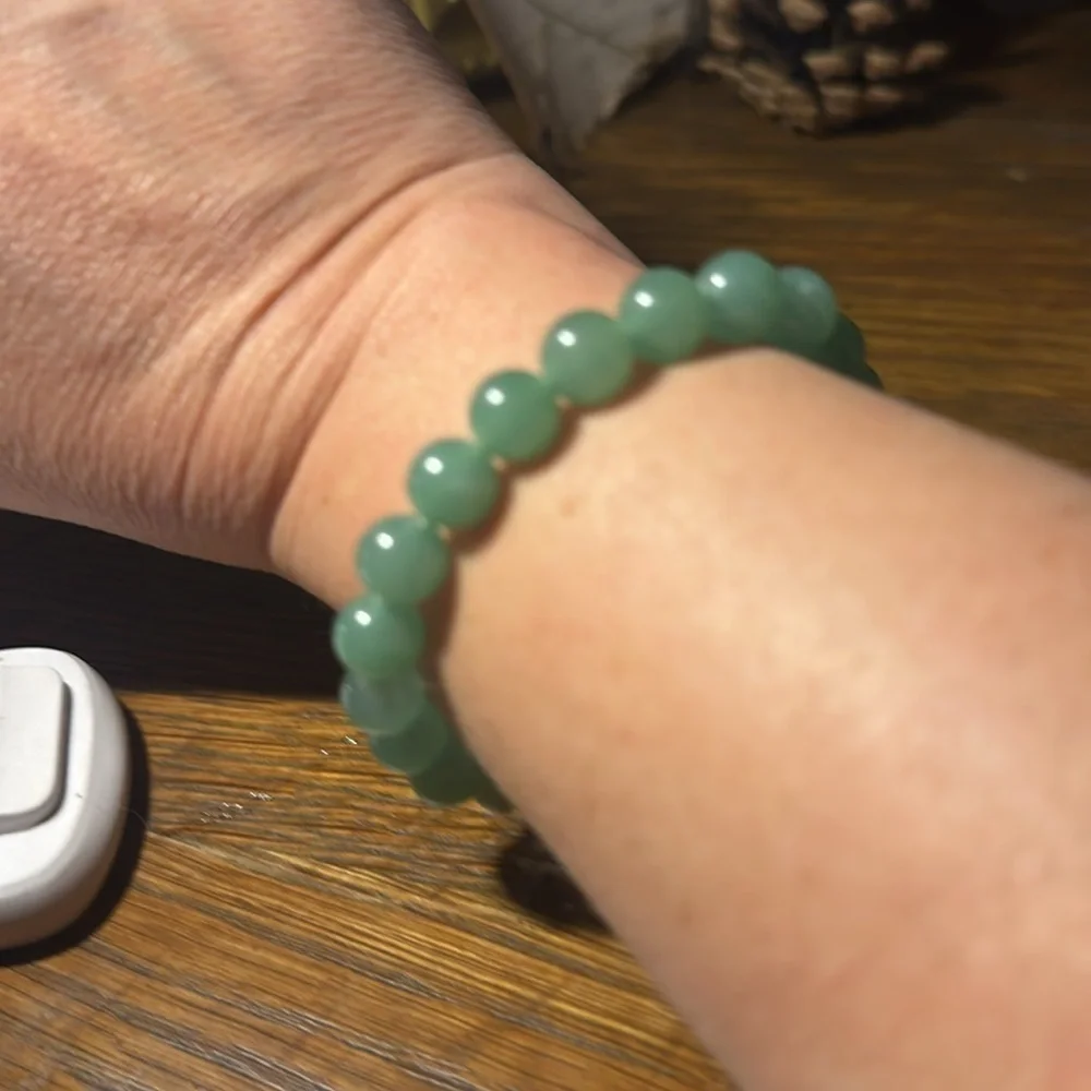 Vintage Jade Bead Necklace and Bracelet Set Silver Clasps - Picture 7 of 12